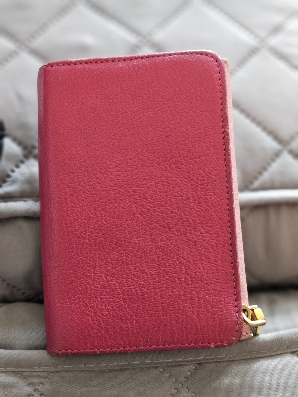 Miu Miu Two-Tone Pink Leather Wallet - Picture 2 of 10